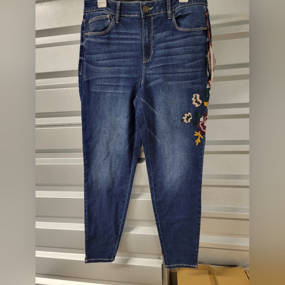 KNOX ROSE blue jeans